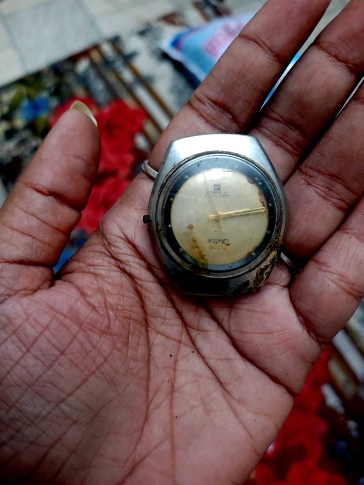 Vintage hmt watch