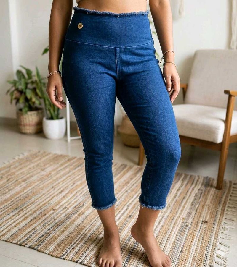 Stylish Denim Capris