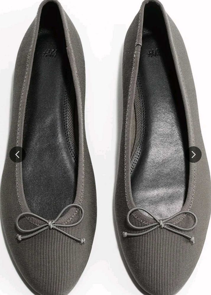 Women's Grey Ballet Flats with Bow