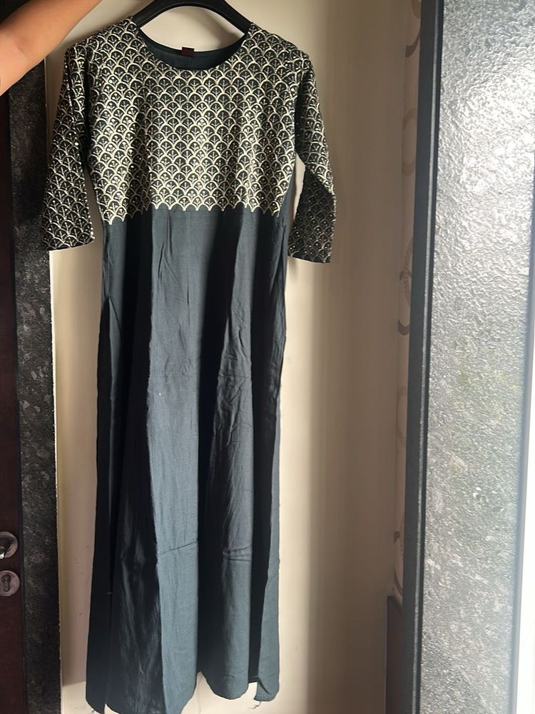 bottle green kurti