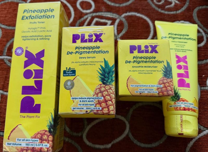 Plix Pineapple De-Pigmentation Skincare Set