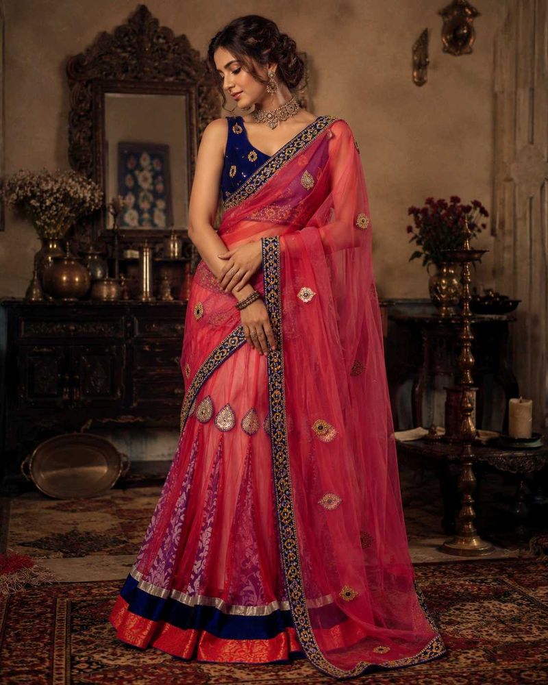 🇳🇿💫🎀 Y2K Stunning Pink Embroidered saree