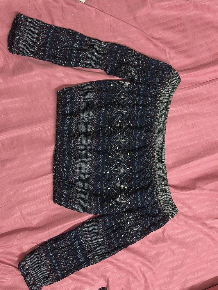 Off shoulder crop top