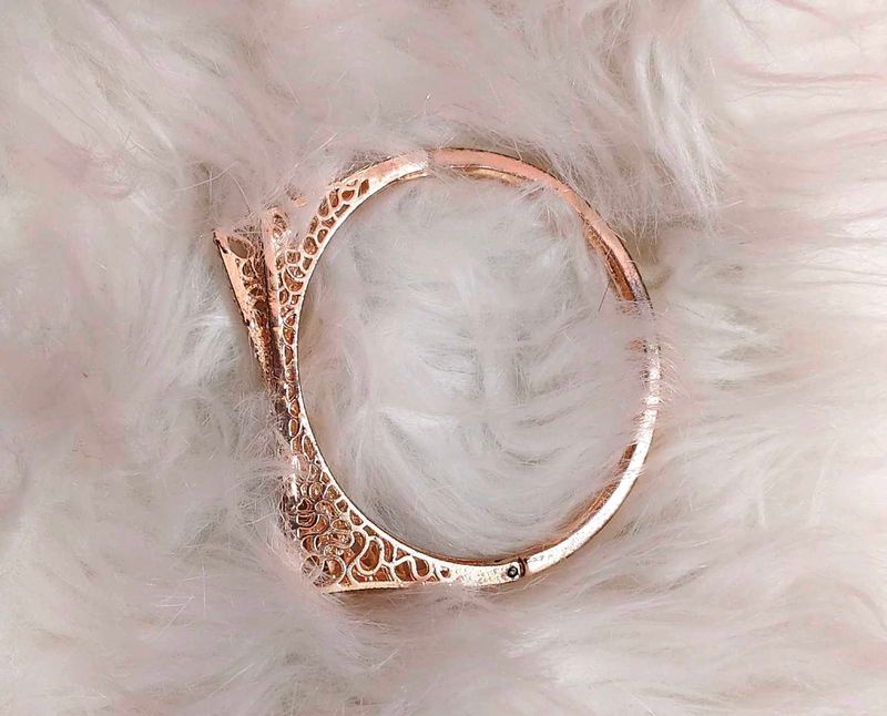 Elegant Rose Gold Tone Bangle Bracelet