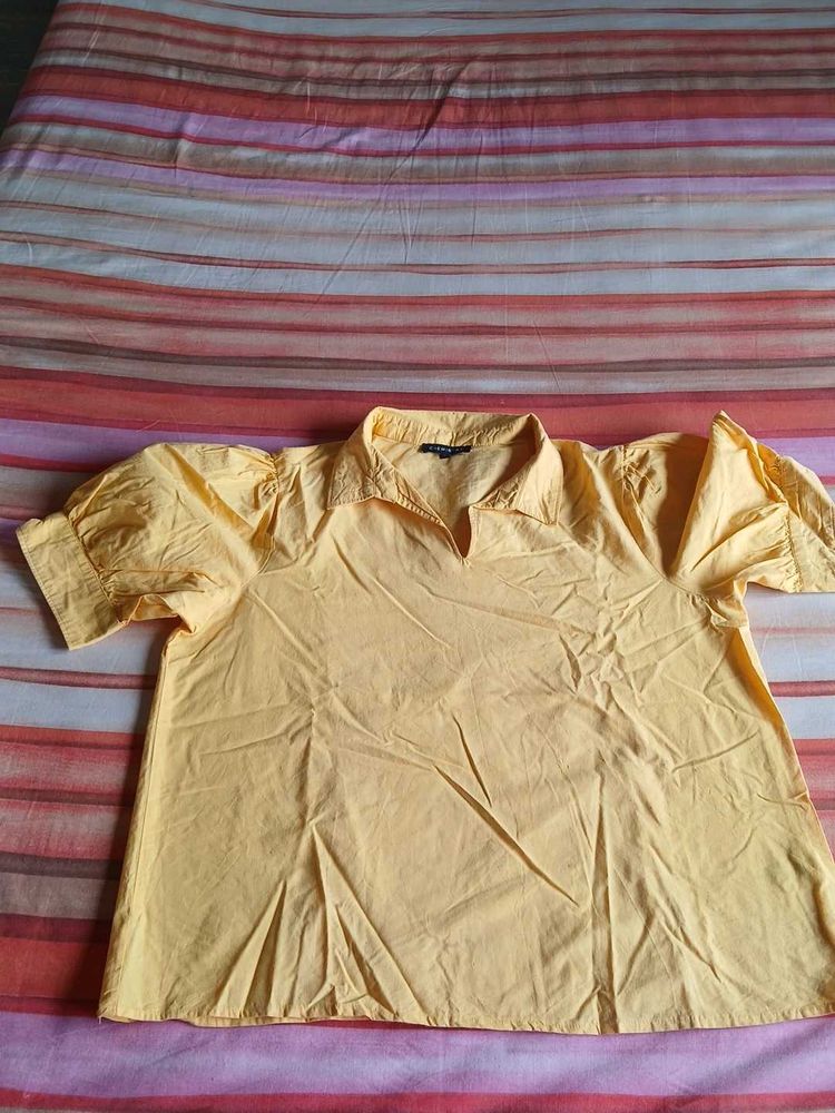 Chenistry Collared Puff Sleeve Top