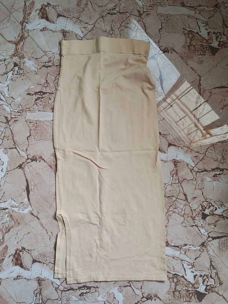 Comfortable Skin Tone Skirt