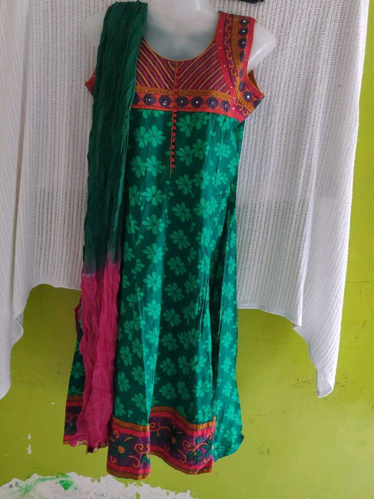 Green Floral Kurta Set