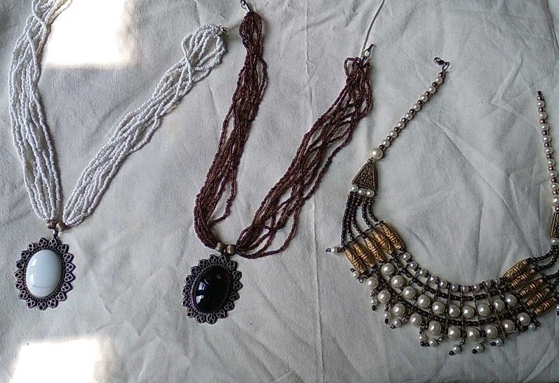 Assorted Beaded Necklaces Set