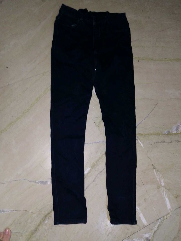 Classic Black Skinny Jeans