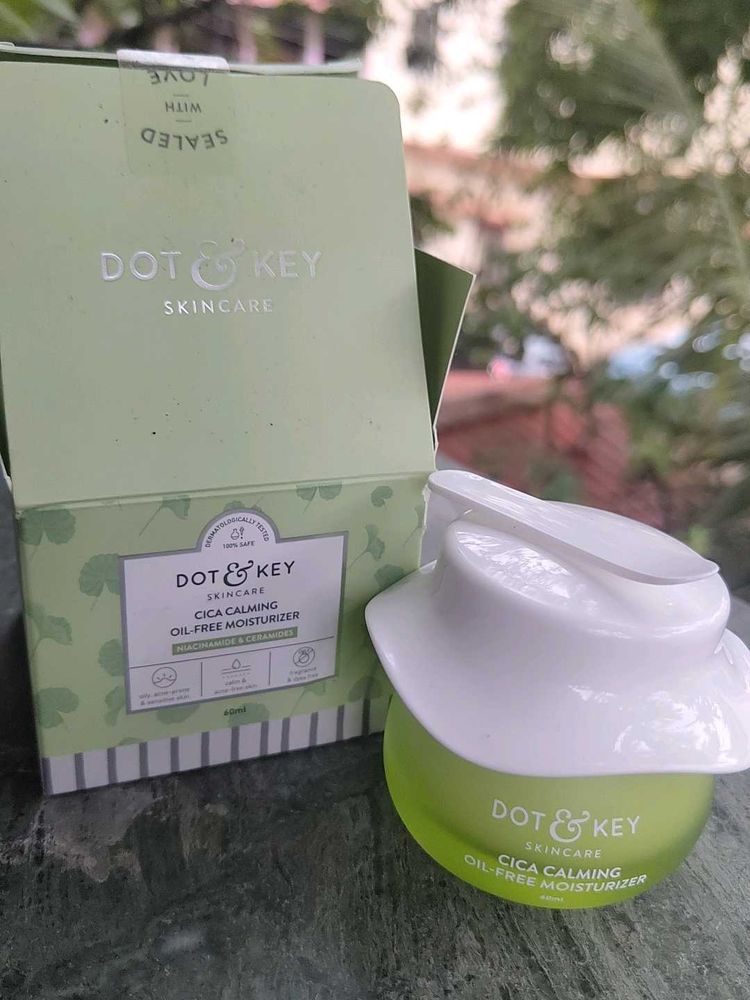 Dot &amp; Key Cica Calming Moisturizer