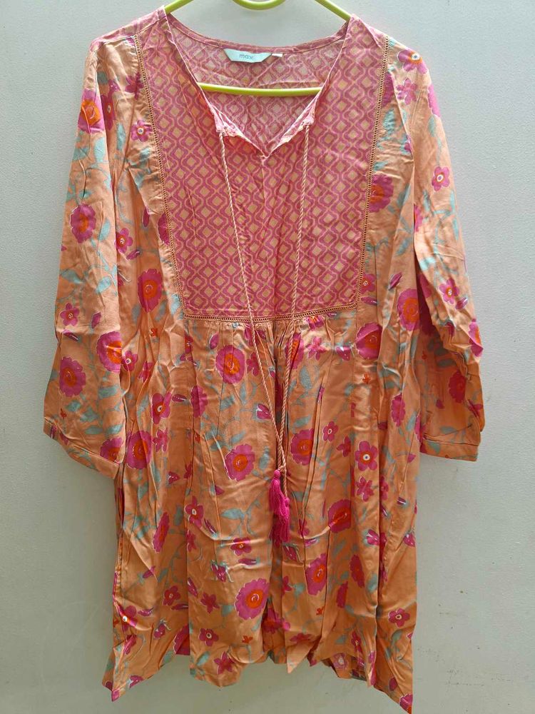 Floral Print Top- size xl