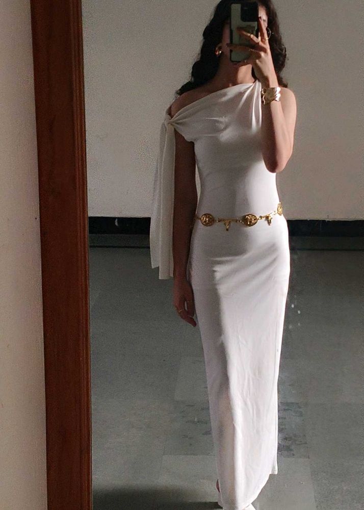 NEWME (PRICE DROP!!) Off-white solid dress