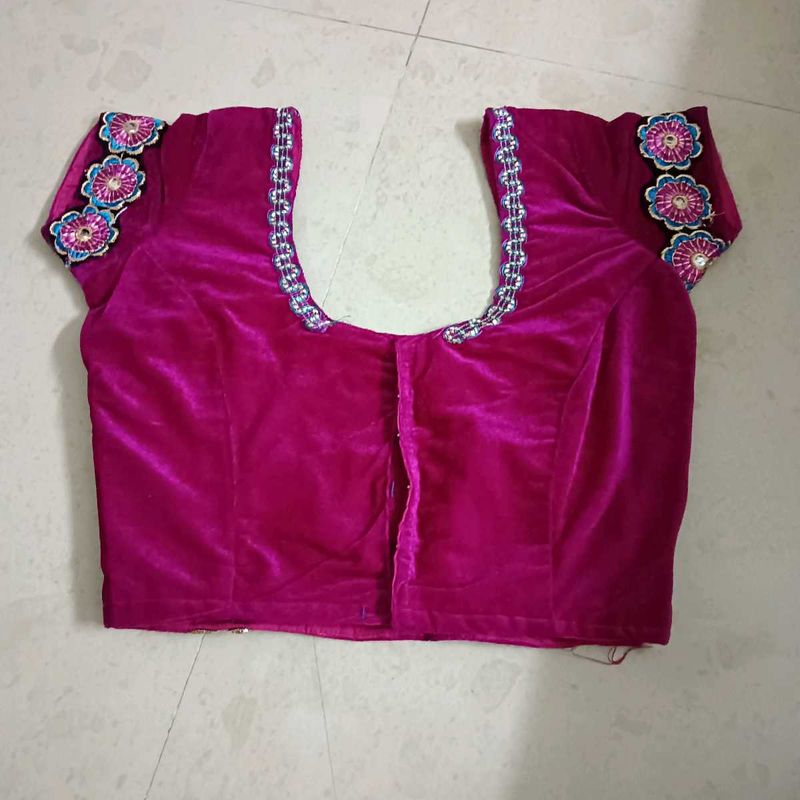 7 blouses collection to pair with your saree