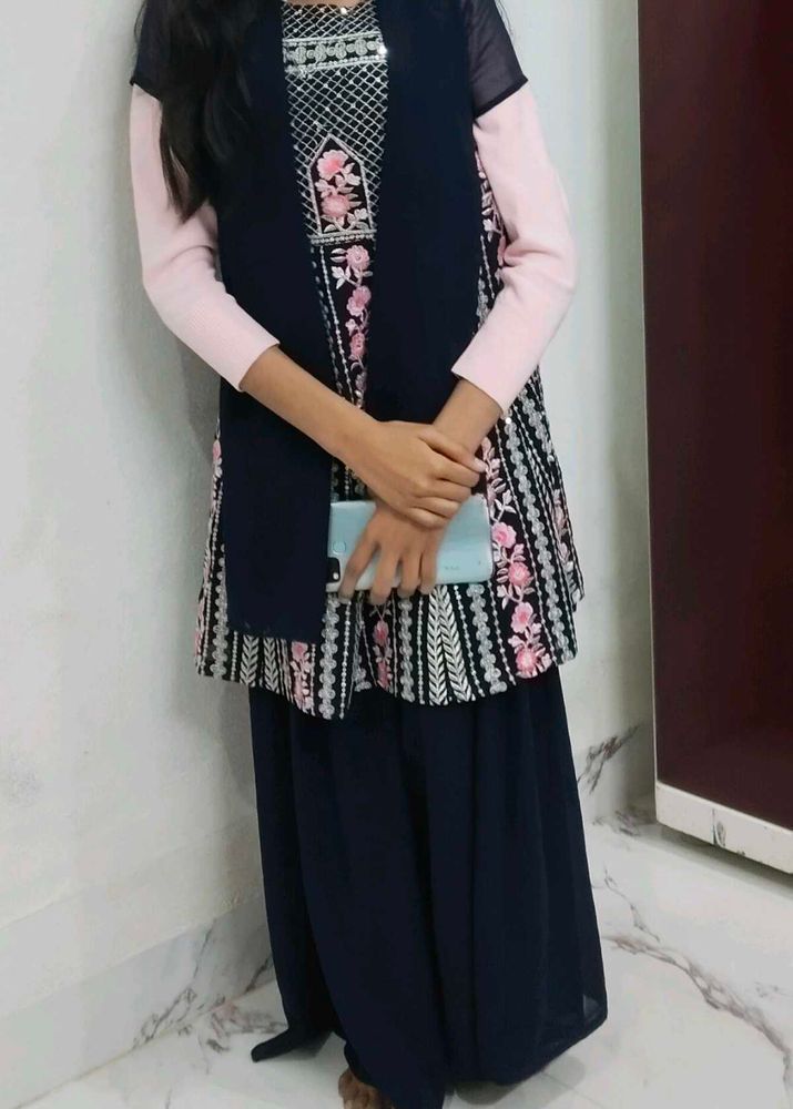 Elegant Floral Print Kurta Set
