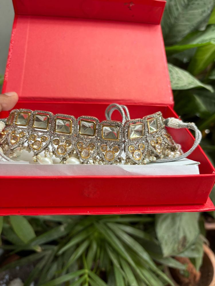 Exquisite Kundan and Pearl Choker Set