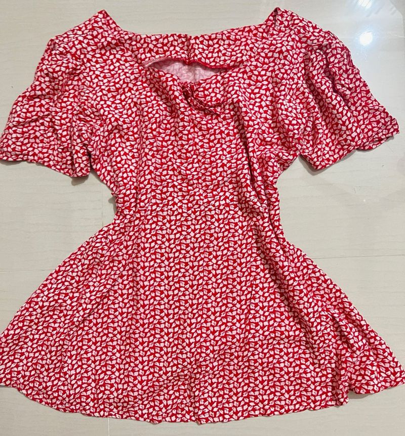 Cute Red &amp; White Print Mini Top