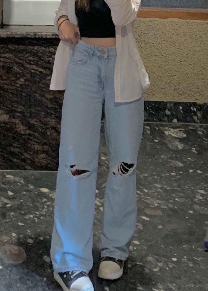 Light Wash Ripped Wide Leg Jeans