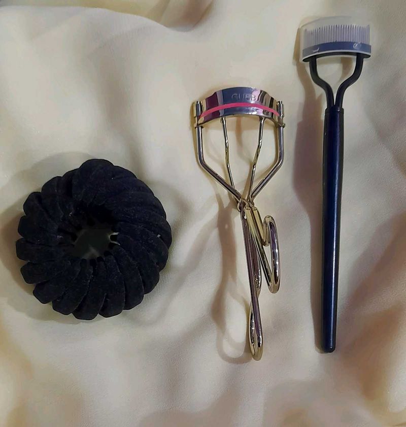 Eyelash Curler, Brush &amp; Hair Tie Set