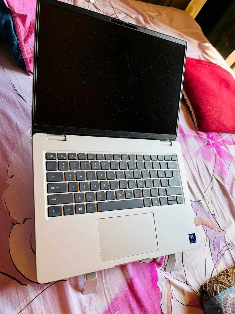 Laptop stand new with tag