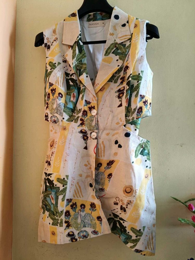 NASSH Cutout Blazer Vest Co-ord SetWhiteShirt Free
