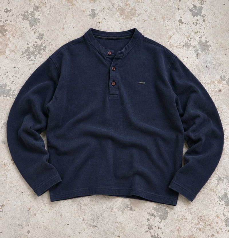 Korean Y2K knit Henley shirt