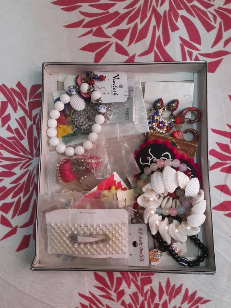Assorted Jewellery Collection