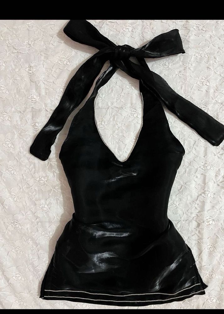 glossy y2k Black Halter Neck Top