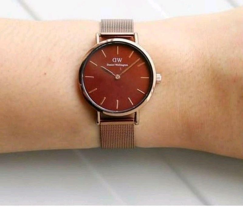 Dw Watch New Rakhi Gift