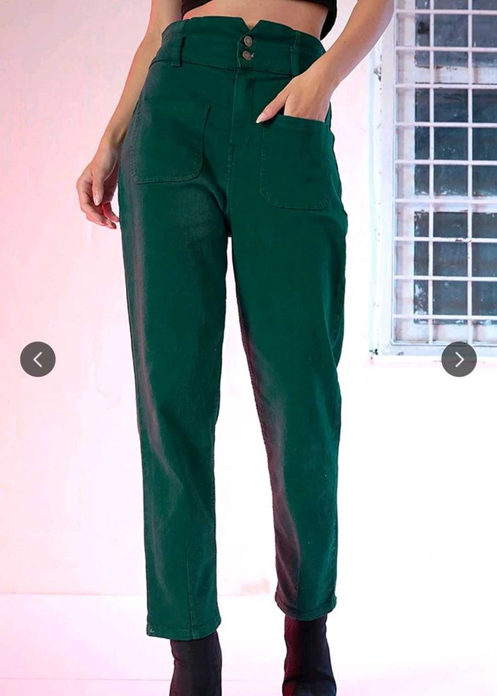 Green High-Waisted Wide-Leg Jeans