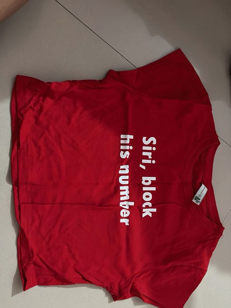 fitted tee &amp; top