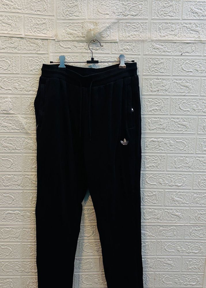 🇨🇦 Adidas originals imported Jogger Pants