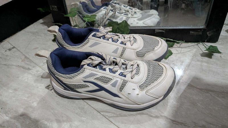 Women's Athletic Badminton Shoes