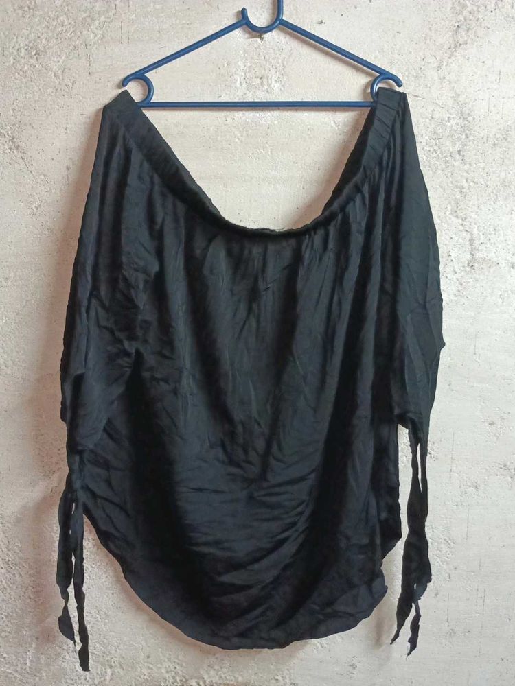 Black Off-Shoulder Top Oversized