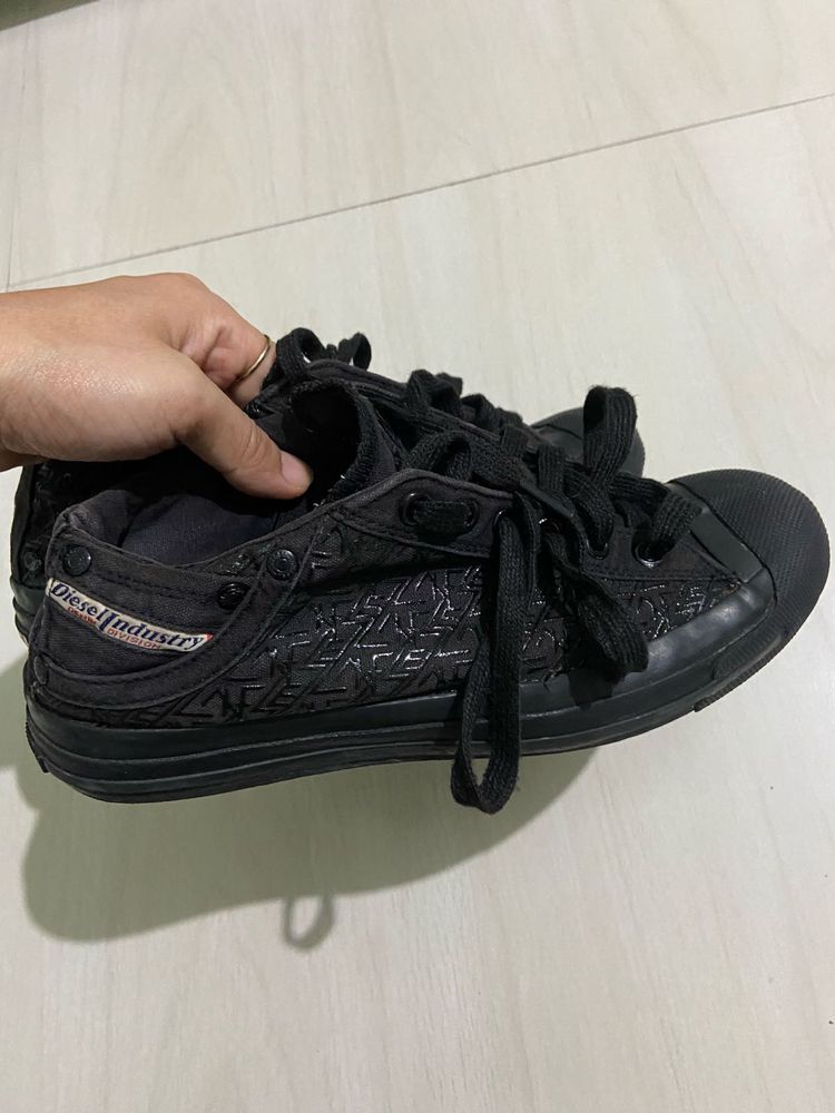 Authentic DIESEL Black Sneakers