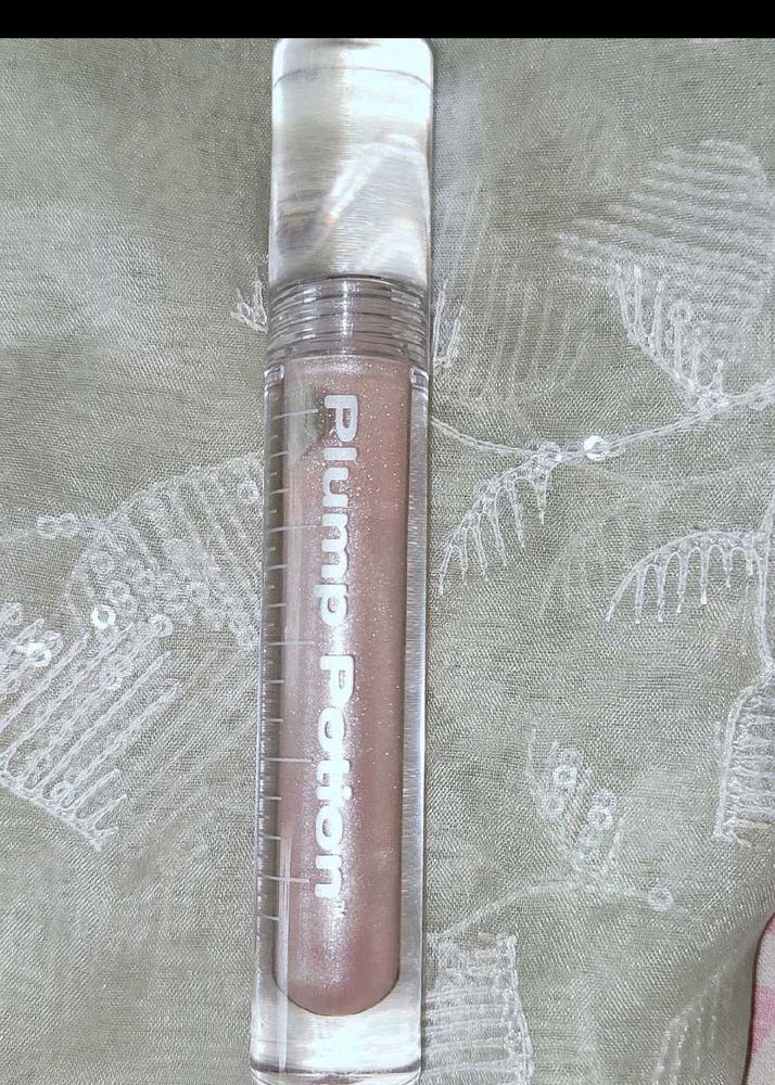 Plump Potion Lip Gloss for Fuller Lips