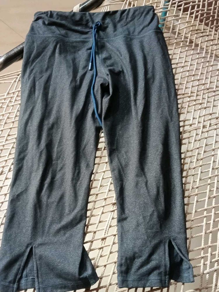 Activewear Capri Pants