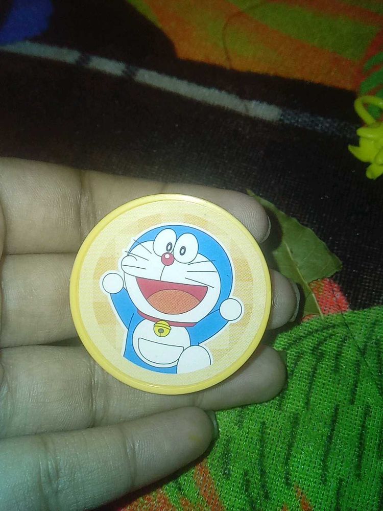 Doraemon Round Charm