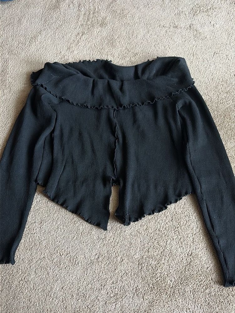 I am selling my original ZUDIO offshoulder top