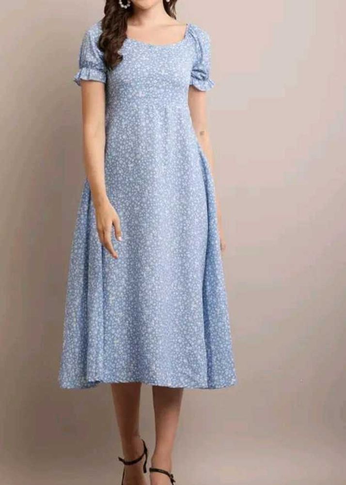 Chic Blue Floral Midi Dress