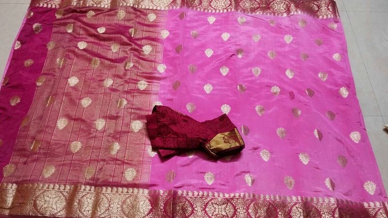 Elegant Pink Banarasi Silk Saree