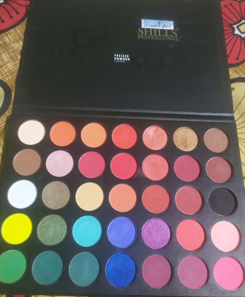 Color Studio Eyeshadow Palette