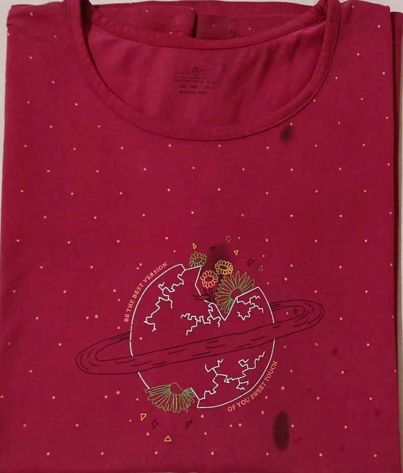 Maroon Graphic Print T-Shirt