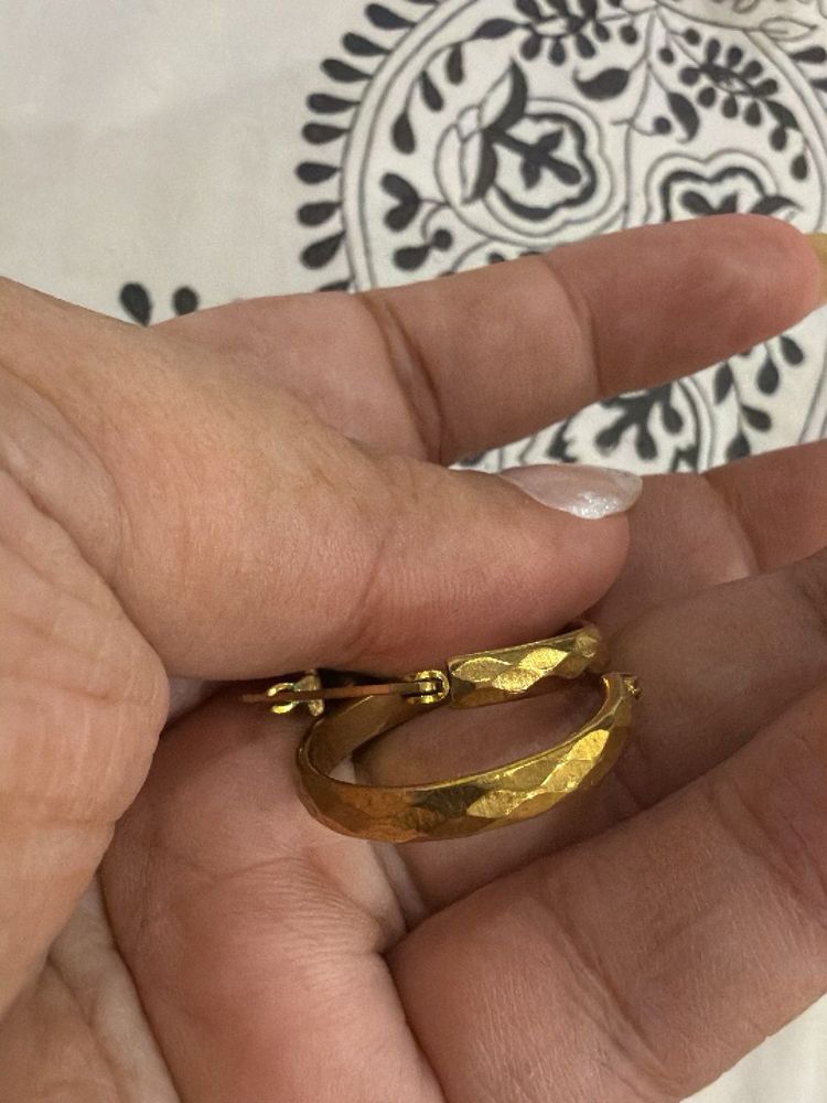 Hammered Gold Hoop Earrings