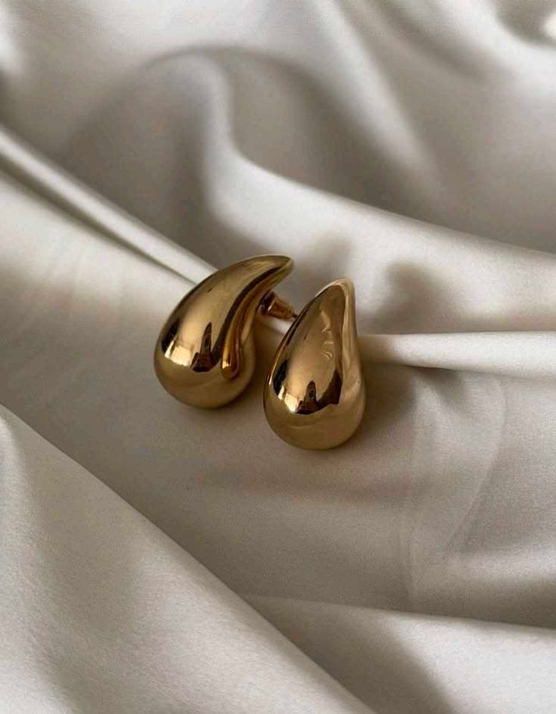 Gold Teardrop Stud Earrings | Trendy Minimalist