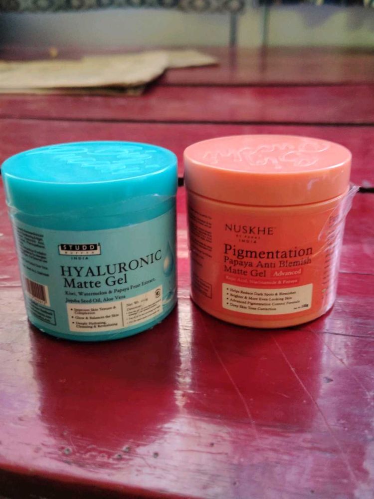 Stud/Nuskhe Hyaluronic &amp; Papaya Matte Gel