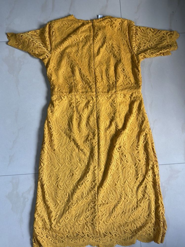 Elegant Yellow Lace Dress