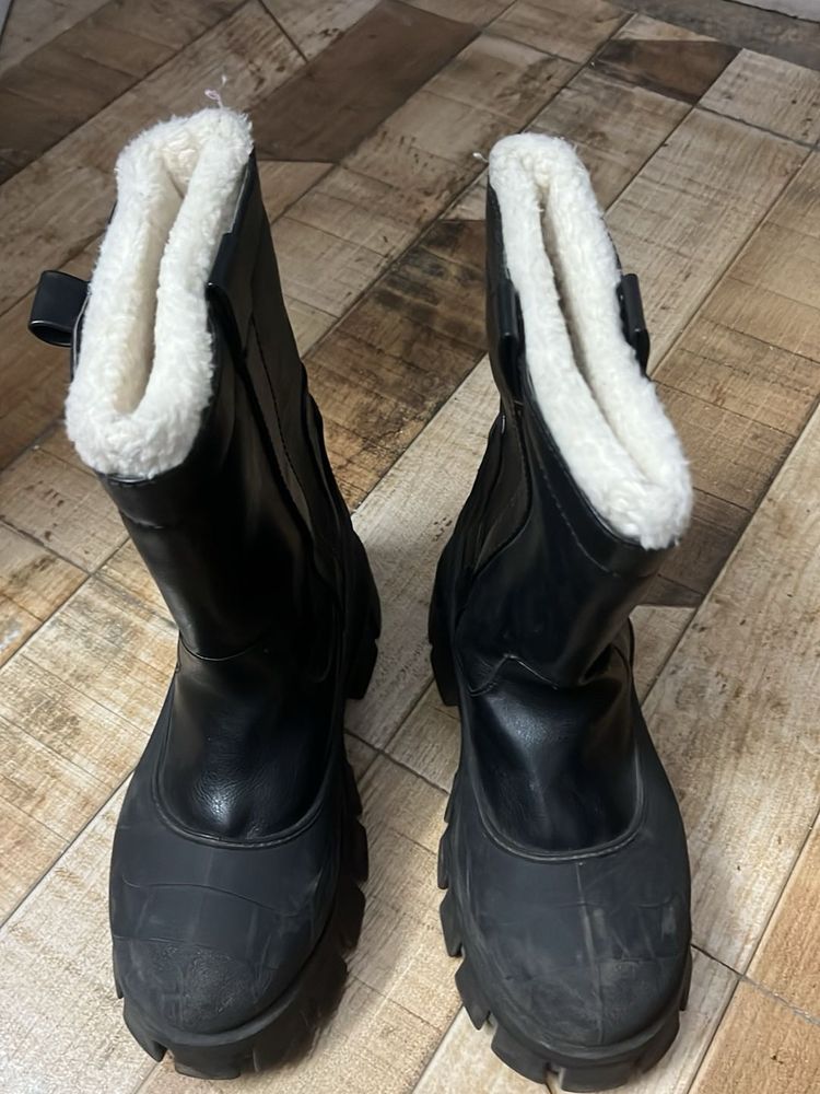H&amp;M Boots