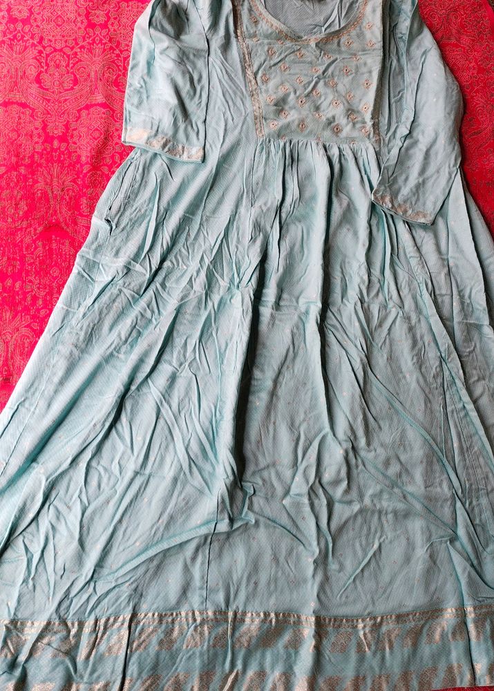 Avaasa Women Kurti
