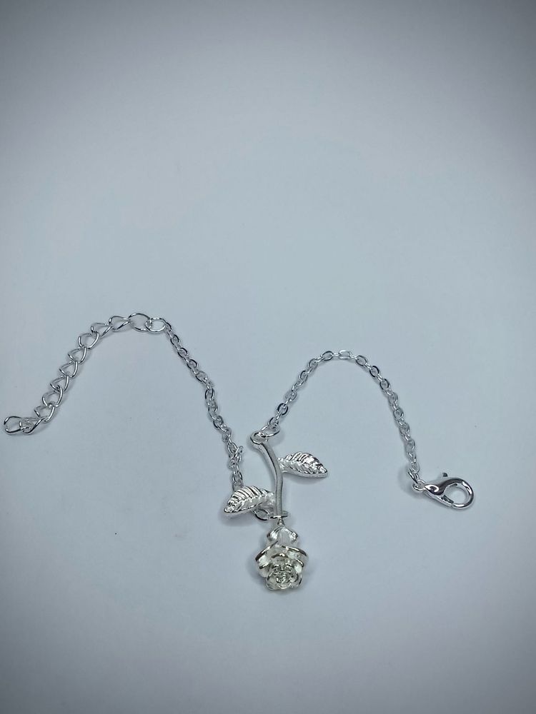 Classy Elegant Rose Bracelet