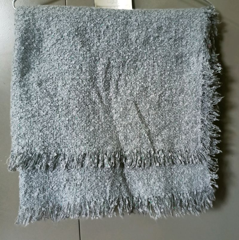 Chunky Knit Scarf with Fringe/ Shawl/ Stole